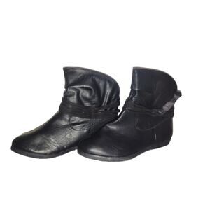 SO Juniors Booties Size 7